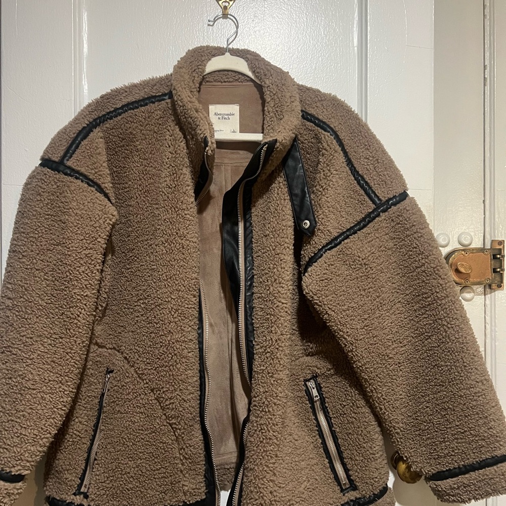 Abercrombie & Fitch Tan Sherpa Aviator Jacket